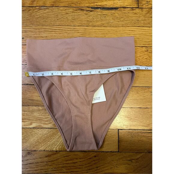 COS RIBBED UNDERWEAR - Picture 5 of 9